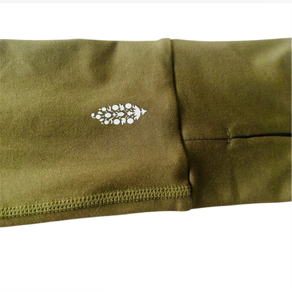 Free People Movement Sweatshirt Olive green NWOT - Picture 3 of 7